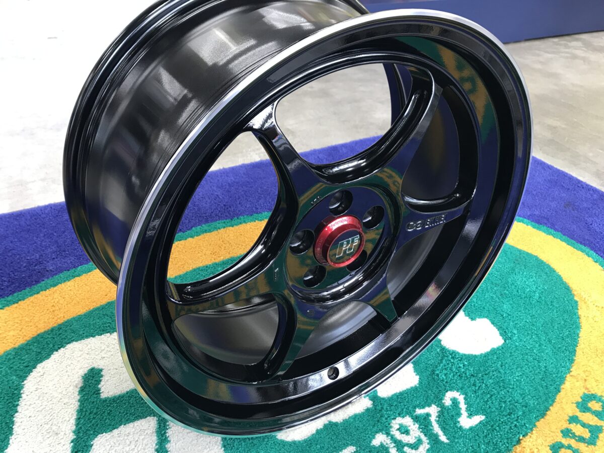 ENKEI/エンケイ PF06 18インチ 9.0J PCD:114.3 穴数:5 inset:28 マシニングホワイト (M/W) [ホイール1本] 4本セット ENKEI エンケイ Performance Line PF06 18×9.0J 5H 120 +28