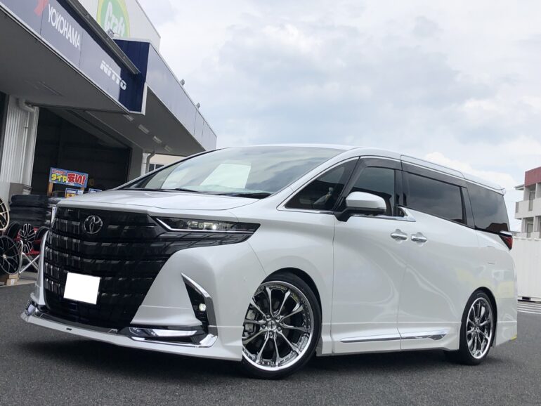 カスタムブログ】新型40アルファード クレンツェ ヴェルサム 21インチ 