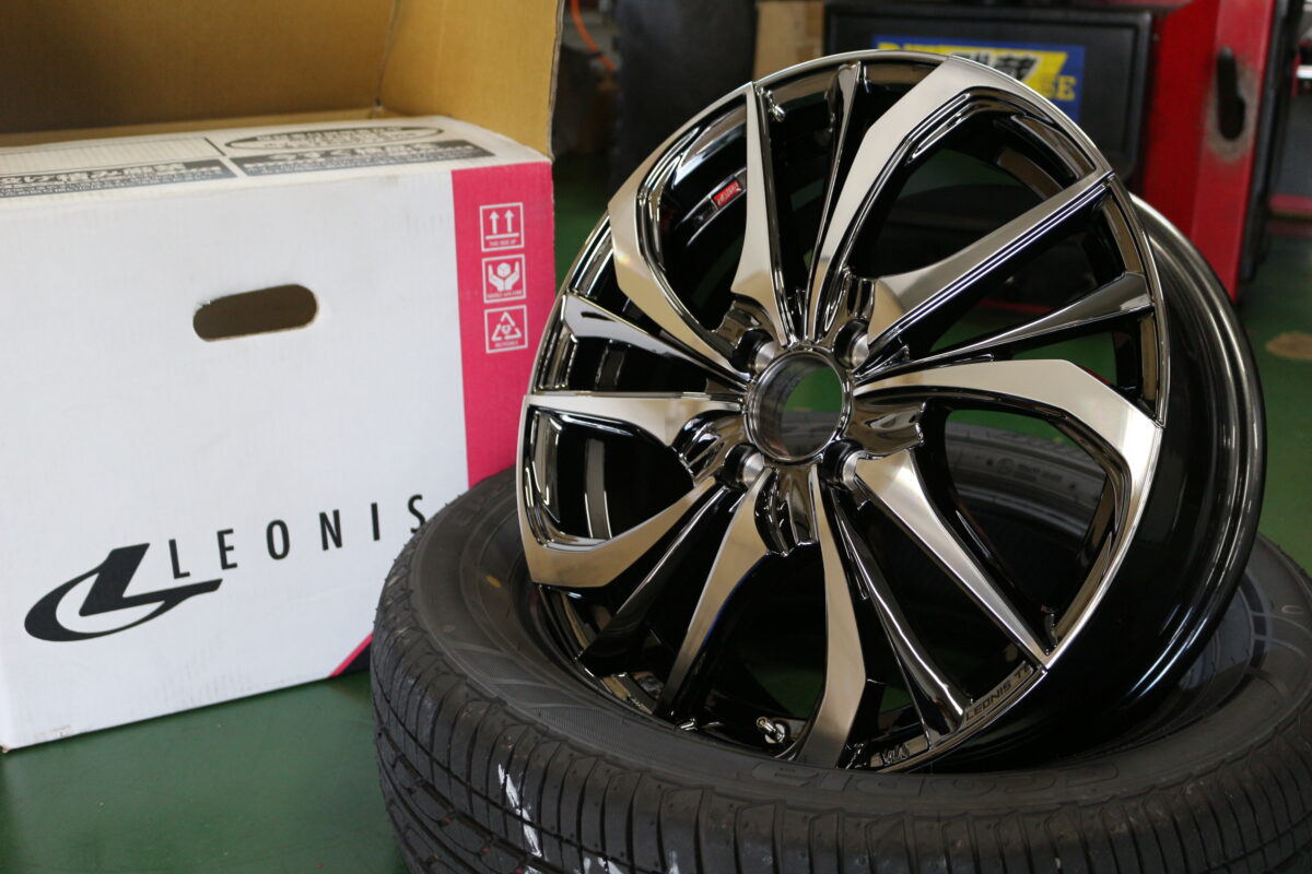 ノートに16inchホイールを装着！】納車後にLEONIS TEで即カスタム 