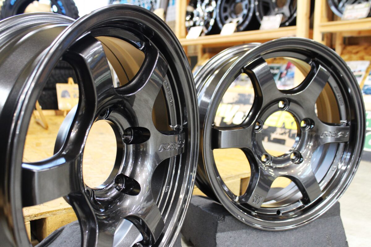 入荷情報】ジムニー＆シエラサイズのRAYS Gram Lights 57DR-X入荷しま 
