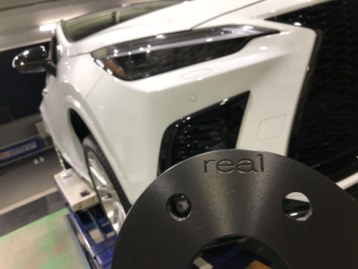 カスタムブログ】レクサスNX NX350 Fスポーツ にKSP REAL プレート 