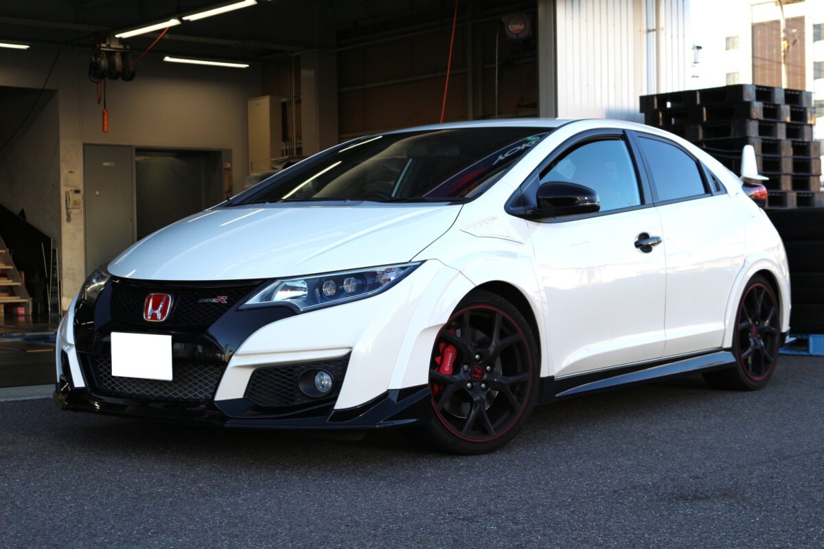 シビックTypeR】5本スポークの鍛造ホイールでツライチ仕様へ 