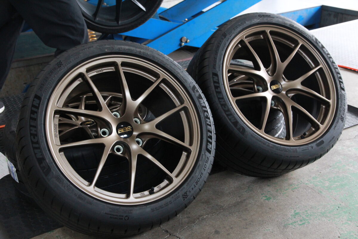 MID ヴァーテックワン アルバトロス 4本セット ホイール アクア11系 VERTEC ONE ALBATROSS アルミホイール 4枚 1台分 オールシーズンタイヤ ホイール4本セット 245⁄45R20インチ 5H114 MID