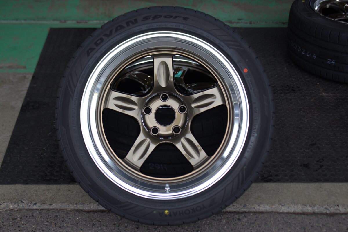 レイズ RAYS ボルクレーシング VOLK RACING 21C SPEC-SR<br />
シャイニングブロンズメタル