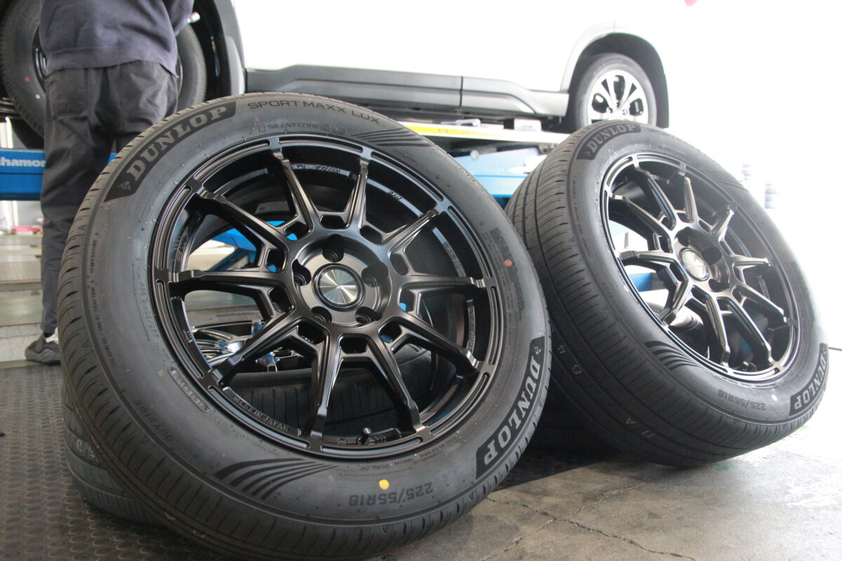 WORK・LUX　17インチホイール4本セット 17X7J 4H PCD100 +25 上尾 ワーク エモーション CR kiwami 17インチ 7.0J グッドイヤー エフィ