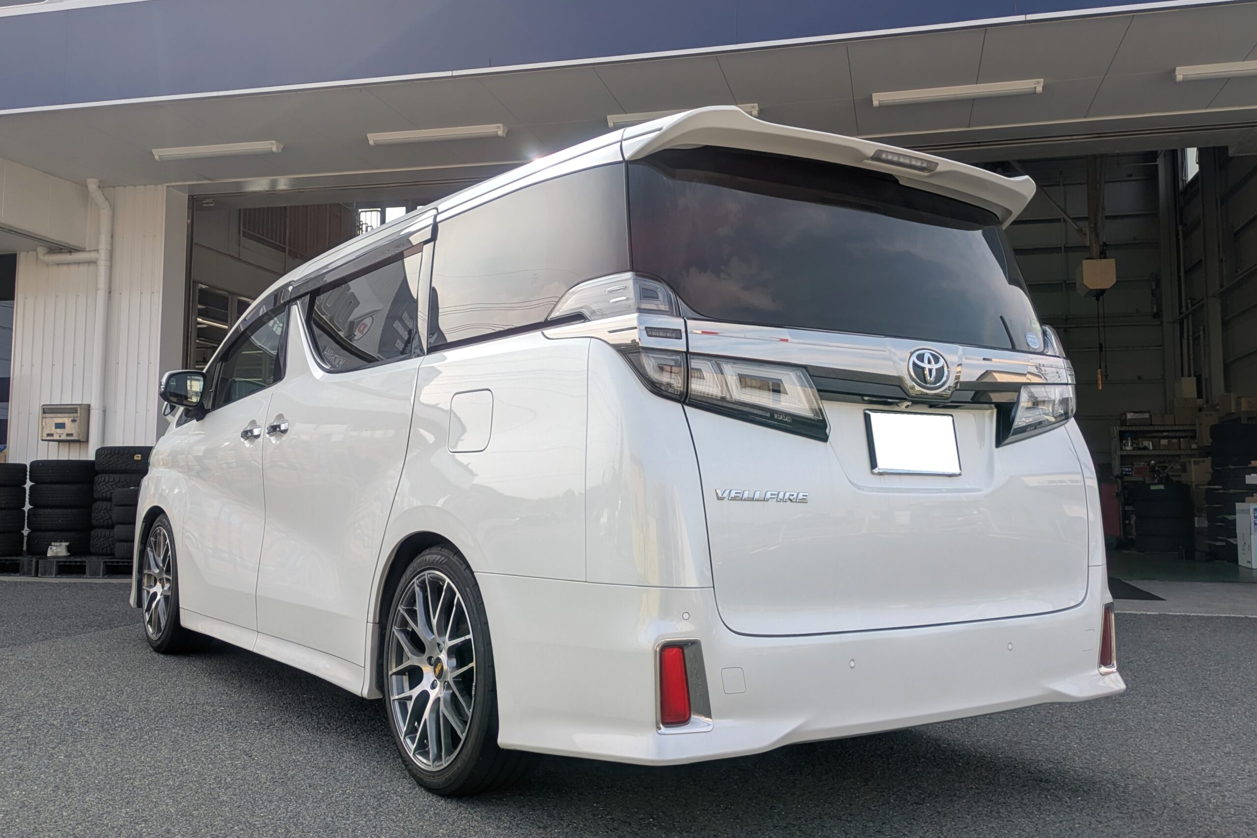 カスタムブログ】ヴェルファイア（30系）に車高調 ブリッツ ダンパーZZ 