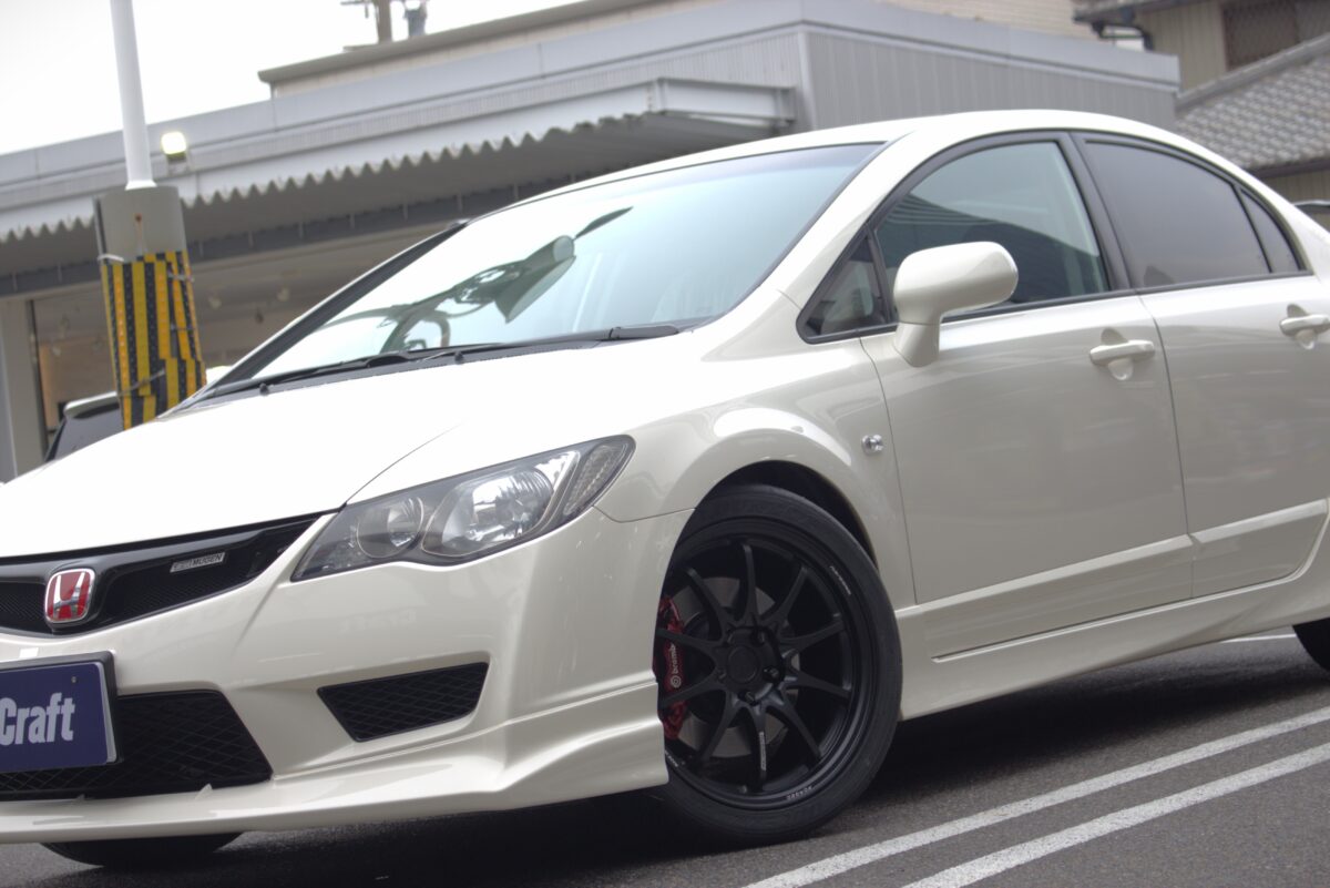 シビックタイプR FD2 ホイール カスタム レイズ RAYS ボルクレーシング VOLKRACING CE28N-Plus 鍛造ホイール 18インチ レイズ RAYS