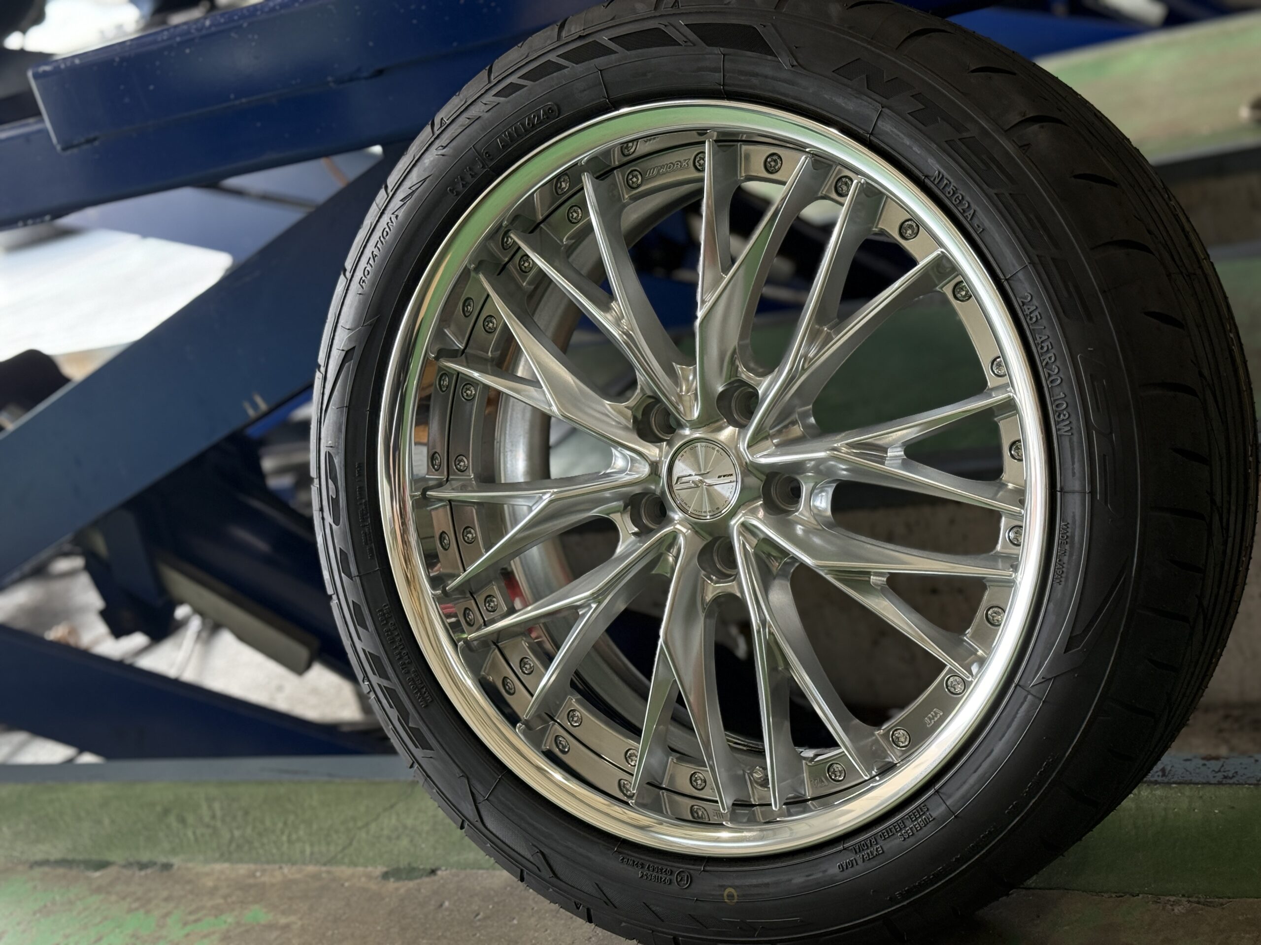 2月27日最大16倍 サマータイヤ ホイール4本セット 145/80R13インチ 4H100 MLJ エクストリームJ XJ07 サテンブラック ヨコハマ ブルーアース AE01 2月27日最大16倍 サマータイヤ ホイール4本セット 215&frasl;40R18インチ