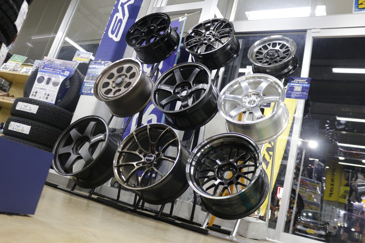 RAYS愛好家必見！最新モデルから定番まで、本日から2日間レイズ 