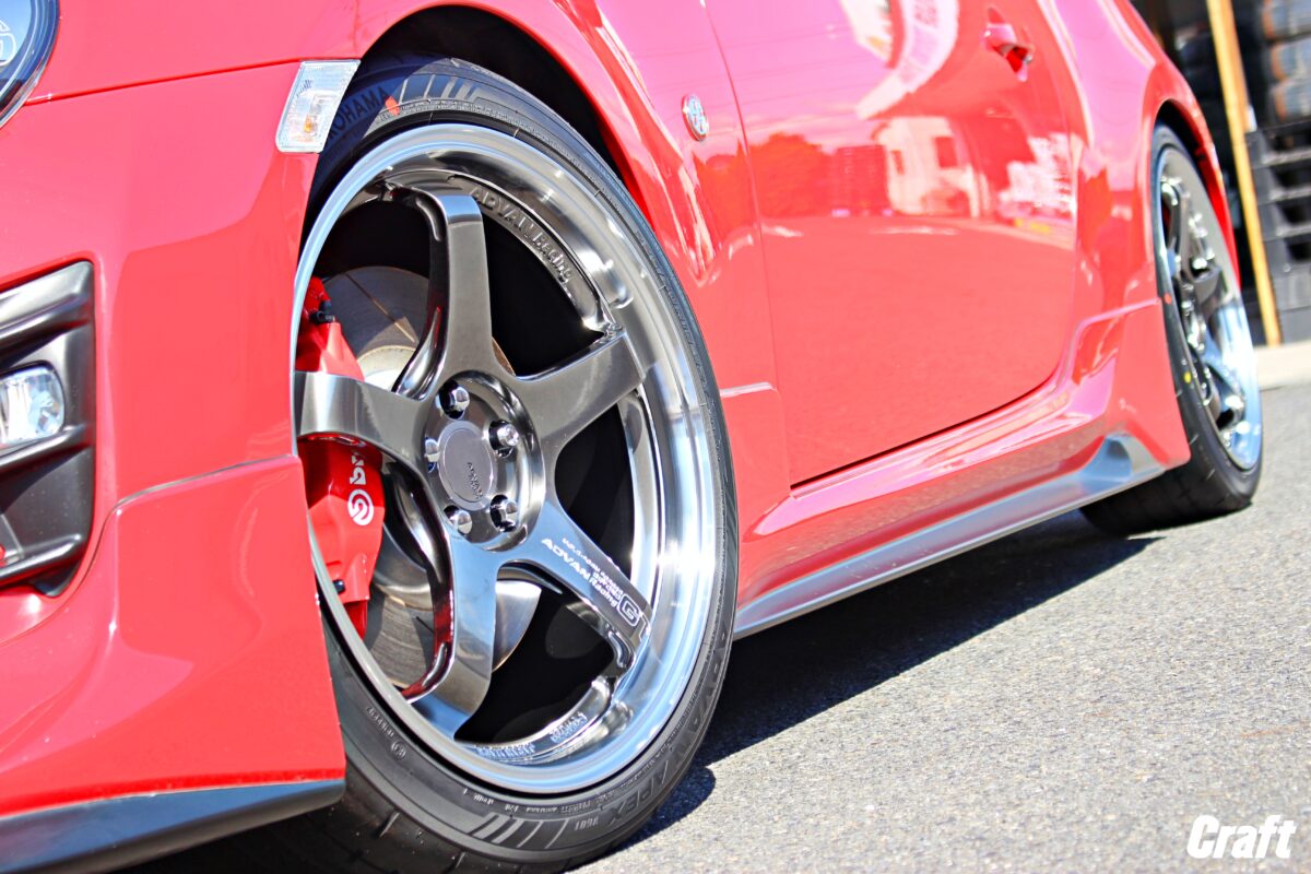 ブレンボ装着の86にアドバンレーシング GT ビヨンド 8.5J-18インチ を 