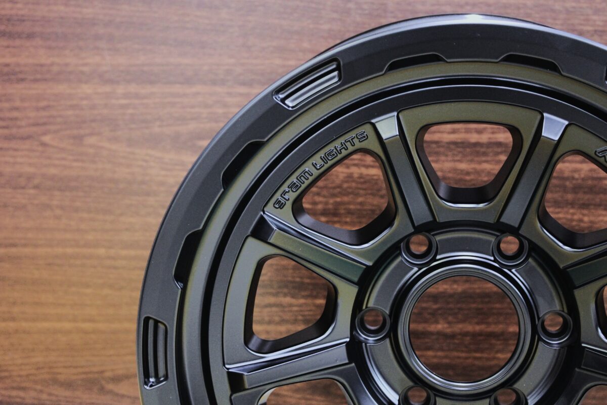 RAYS グラムライツ 57GR-XHD