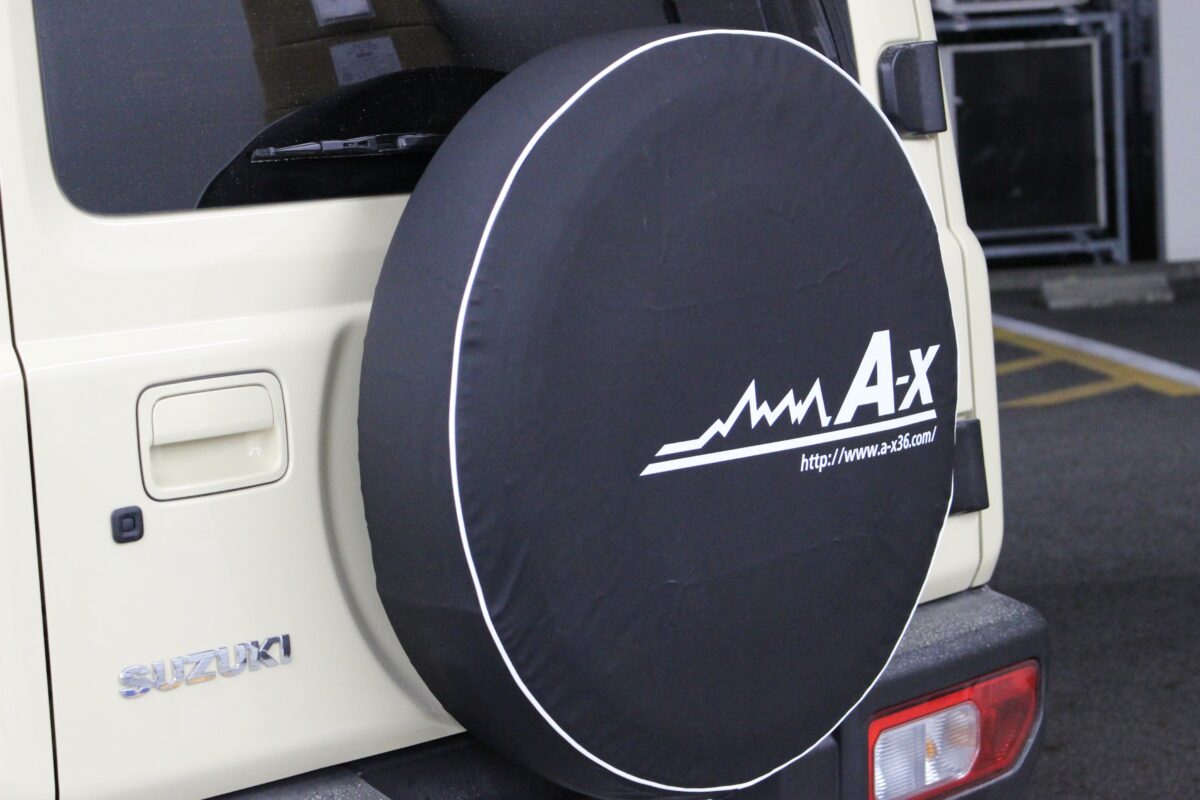 ショウワガレージ　タイヤカバー