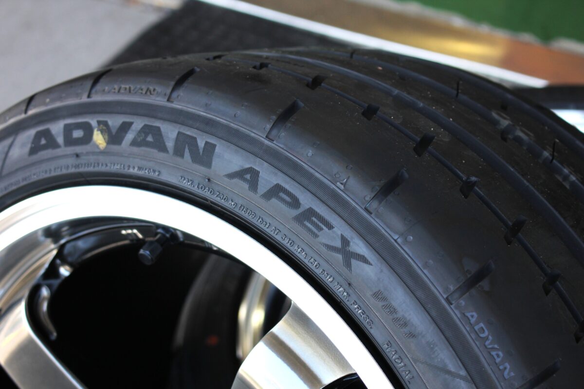 FK8 シビックタイプR】ADVAN GTビヨンド＋APEX V601でWアドバン 