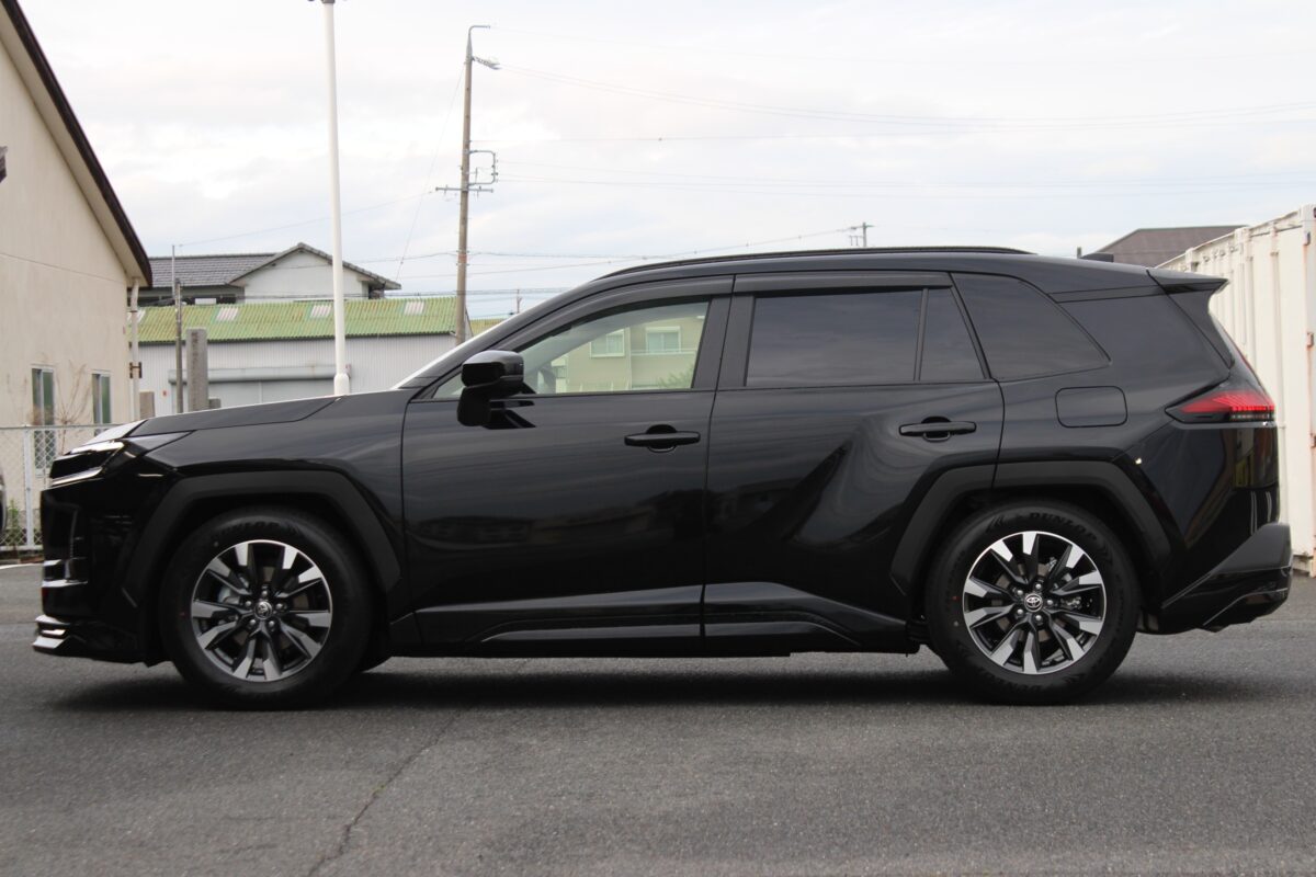 新型RAV4 RS-R BEST☆I ローダウン施工後