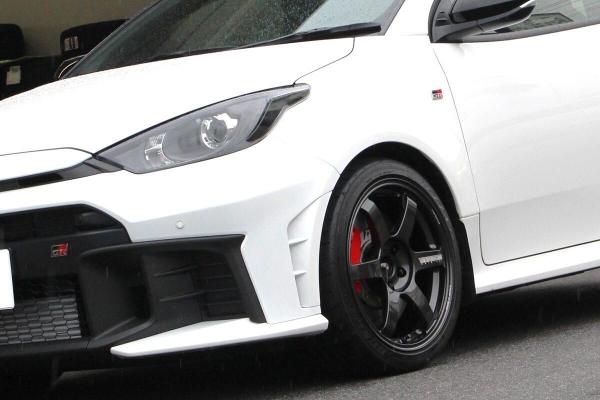 GRヤリス×鍛造ホイール】究極の「鍛造」という選択肢。TE37 SAGA S 