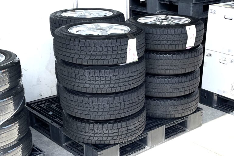 中古 スタッドレス セット セール 軽自動車 コンパクト