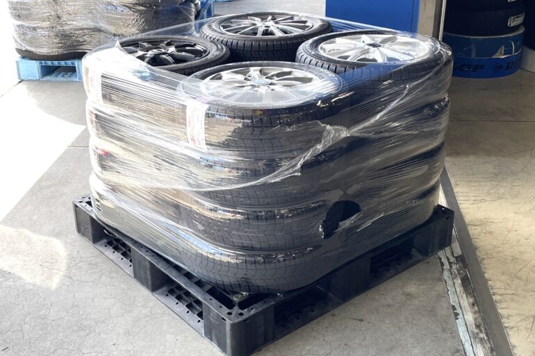 中古 スタッドレス セット セール 軽自動車 コンパクト