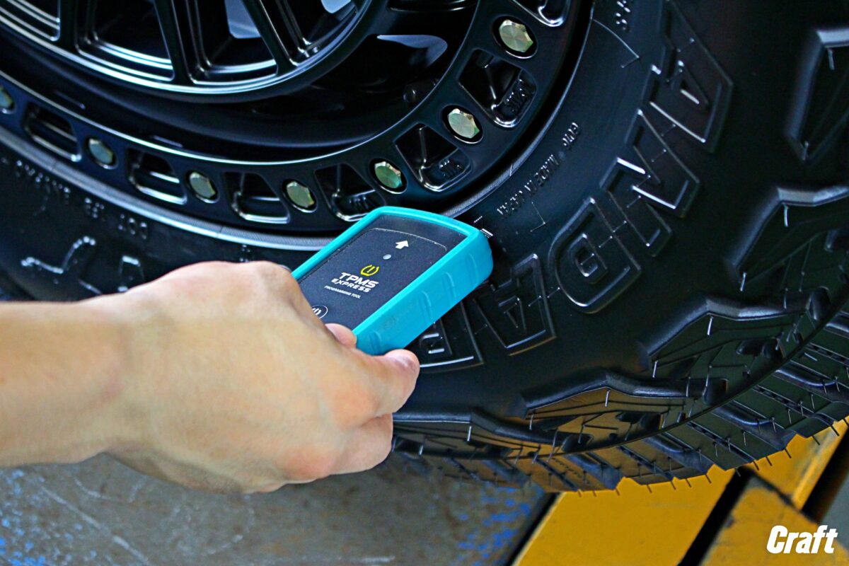 空気圧センサー(TPMS)説明画像